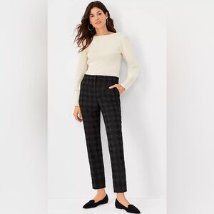 Ann Taylor Black High Waist Houndstooth Straight Leg Ankle Pants Size 4 Petite